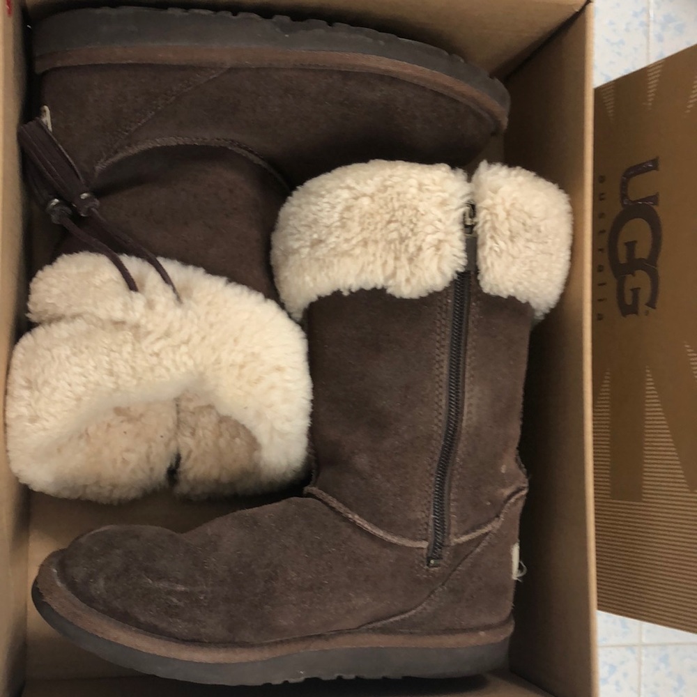 Youth UGG boots